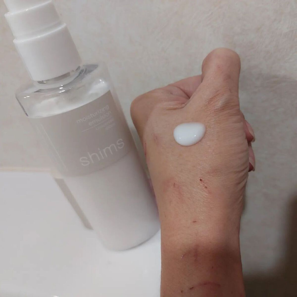 モイスチャライジング エマルジョン/shims/乳液を使ったクチコミ（3枚目）