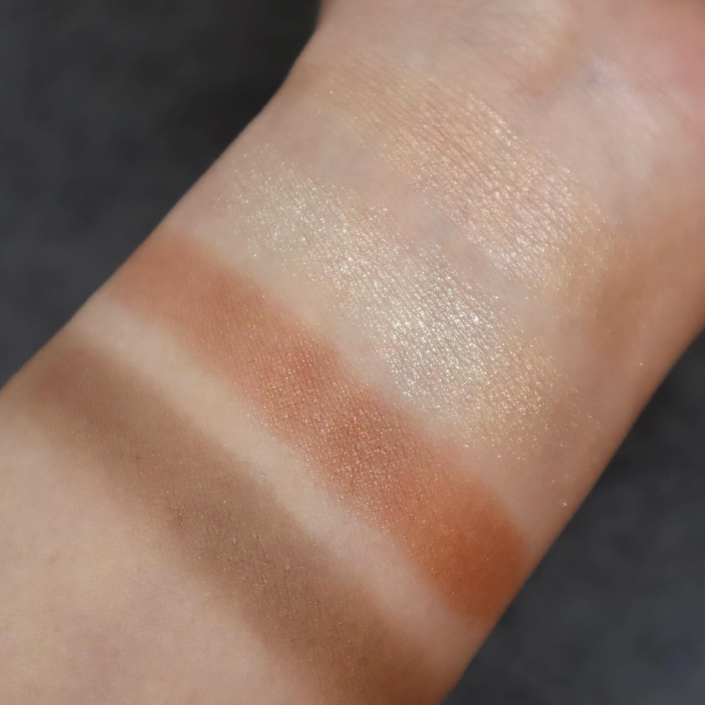 フォートーンズスタイリングアイズ/オルビス/パウダーアイブロウを使ったクチコミ（3枚目）