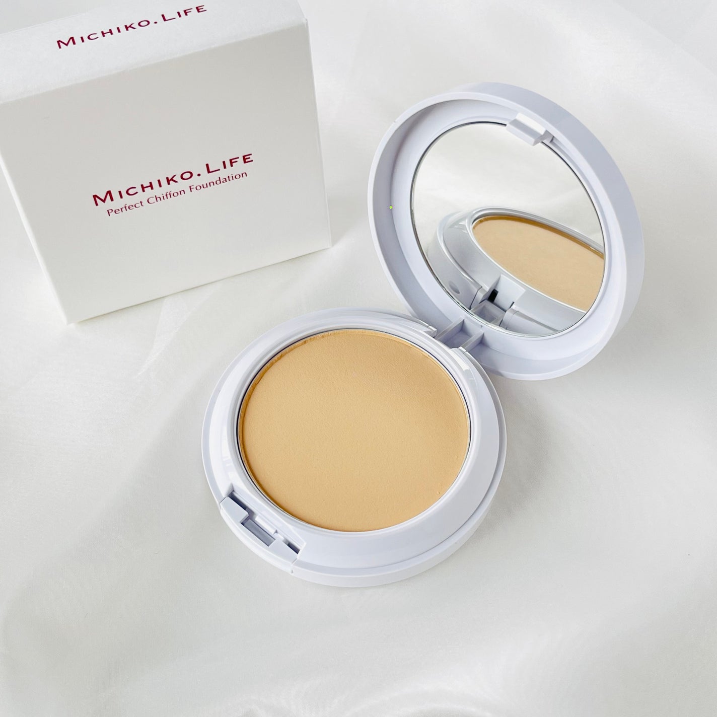 パーフェクトシフォンファンデーション/MICHIKO.LIFE/パウダーファンデーションを使ったクチコミ(2枚目)