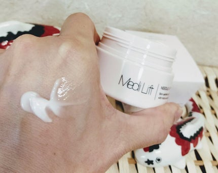 メディリフト ニードルリフトクリーム/YA-MAN TOKYO JAPAN/フェイスクリームを使ったクチコミ(3枚目)