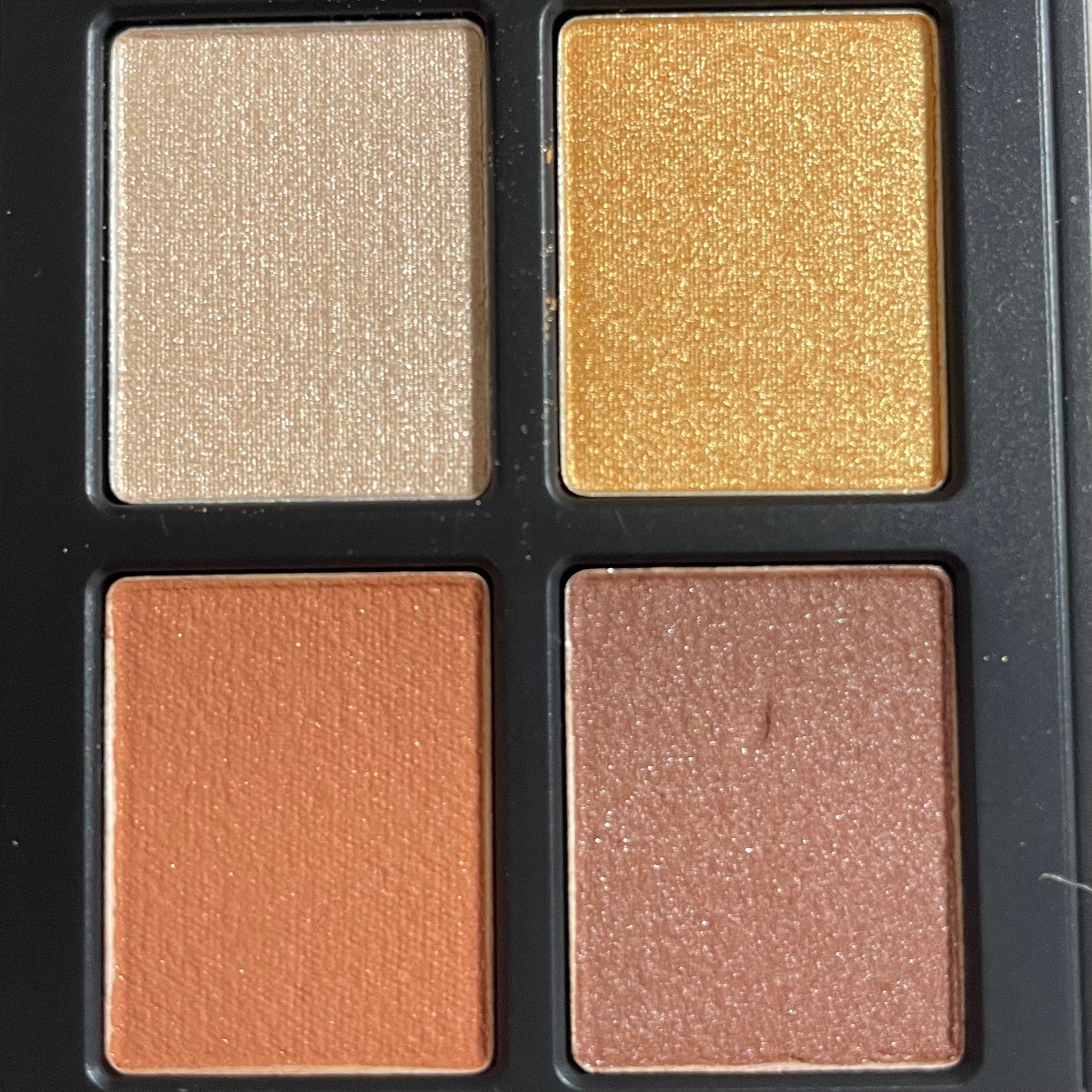 エトワルローズ 4色アイシャドウ/Étoile Rose/アイシャドウパレットを使ったクチコミ(4枚目)