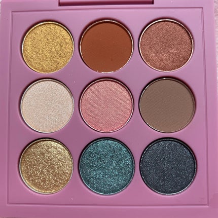 M・A・C スモール アイシャドウ X 9: ファイティング フォー ザ ビューティー オブ フルイディティのクチコミ「連投すみません!M・A・Cのスモール アイシャドウ X 9: ファイティング フォー ザ ビュ.....」(3枚目)