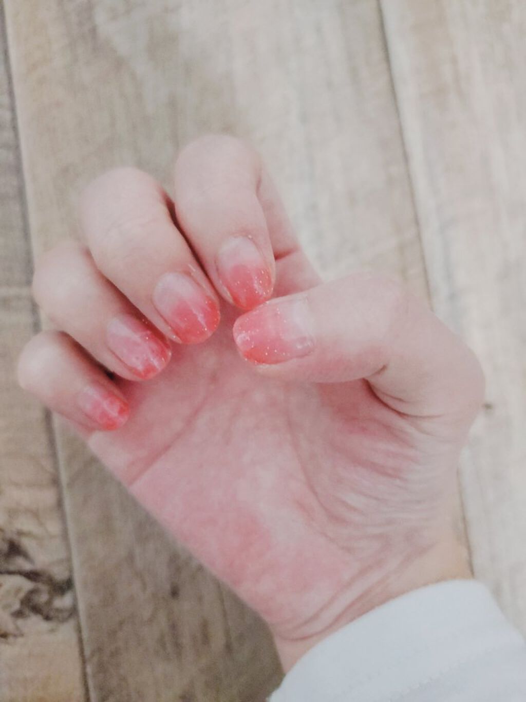 アーティスティックネールズ(グロー＆クイック) PK401 いちごゼリー/MAJOLICA MAJORCA/マニキュアを使ったクチコミ（2枚目）