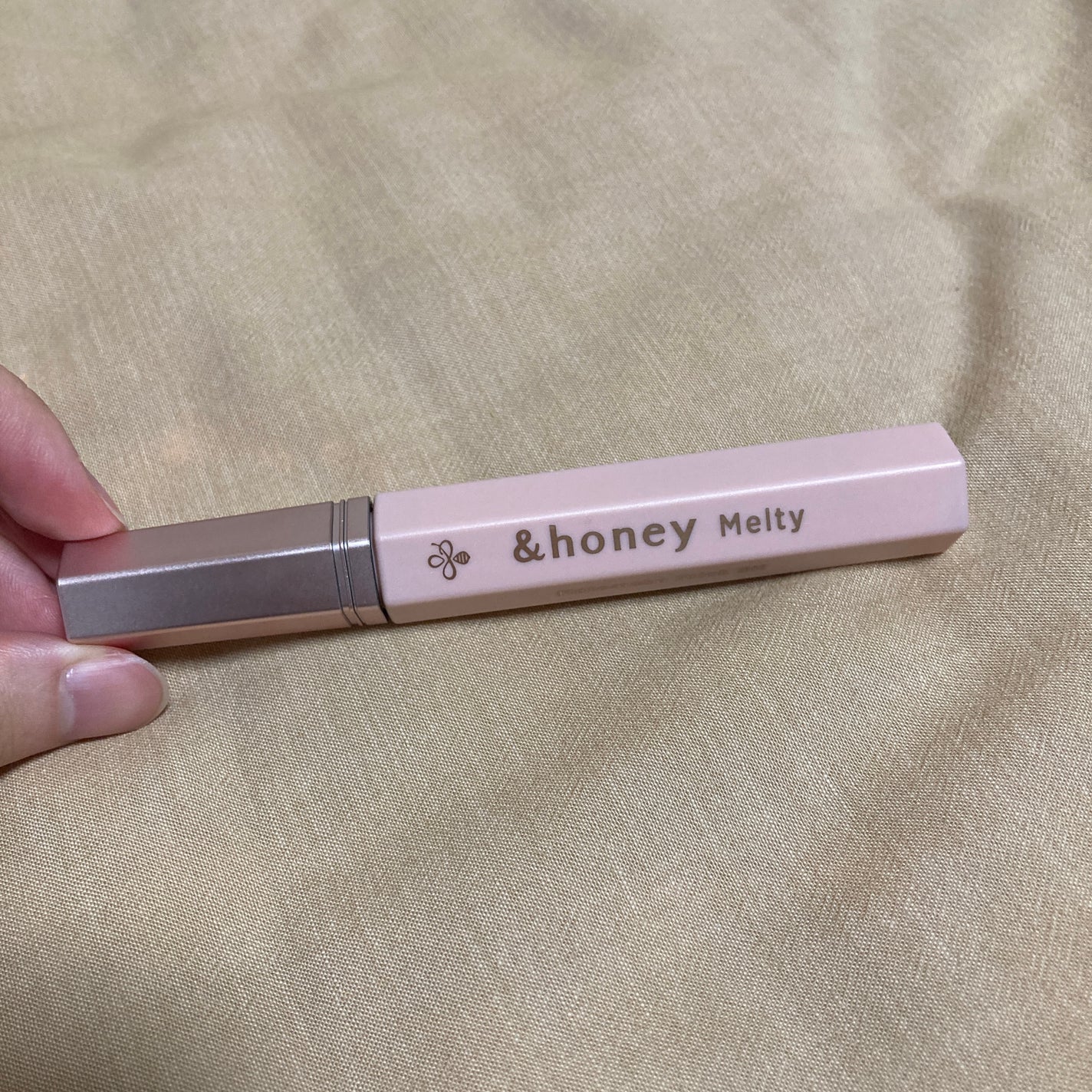 アンドハニー メルティ マトメイクスティック スーパーホールド 4.0/&honey/ヘアジェルを使ったクチコミ(1枚目)