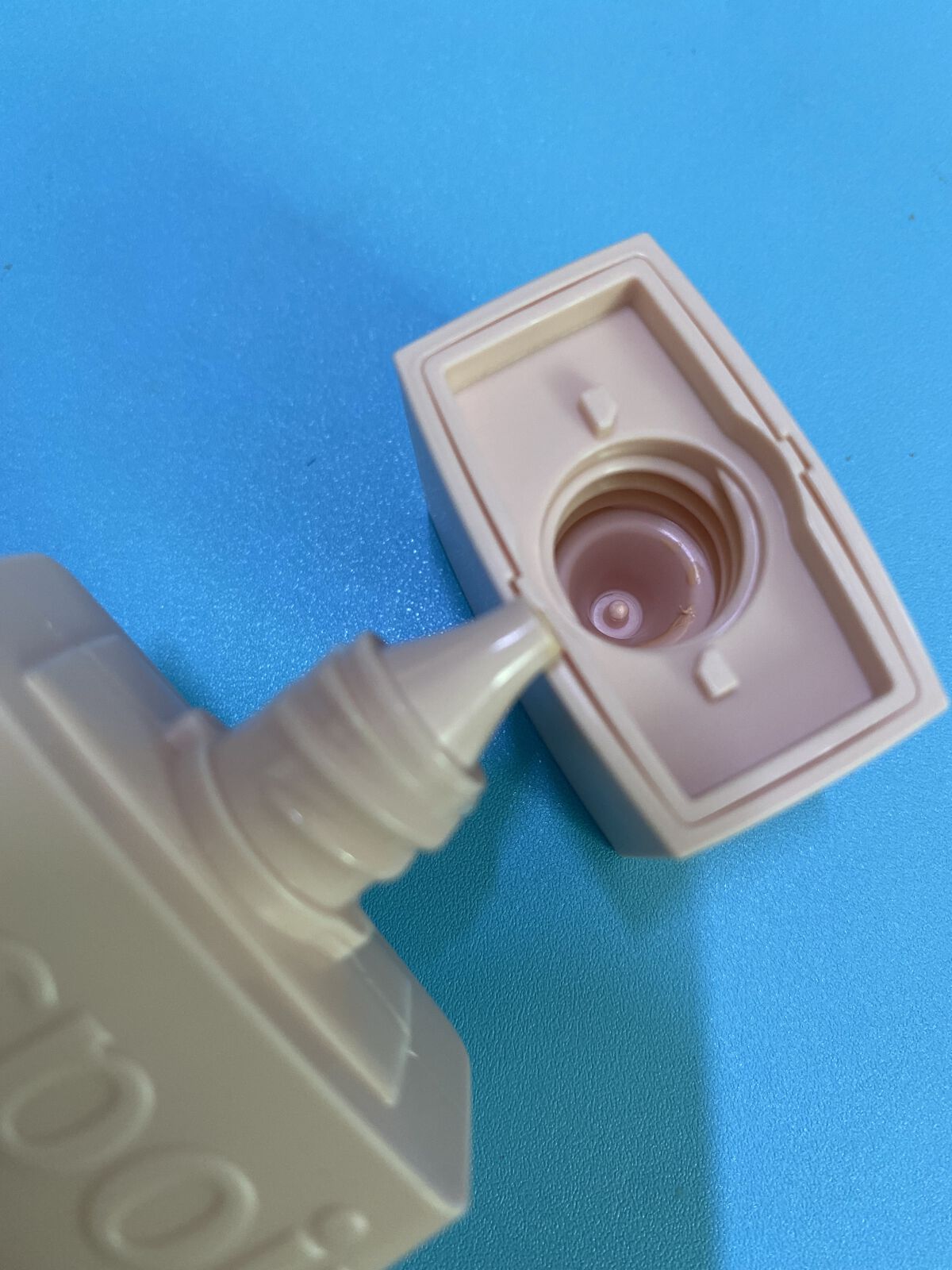 ピーチスキンフィッティングベース オールニュー SPF50 PA++++/espoir/化粧下地を使ったクチコミ（2枚目）