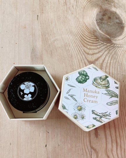 マヌカハニー クリーム/アピセラピーコスメティクス/フェイスクリームを使ったクチコミ(2枚目)