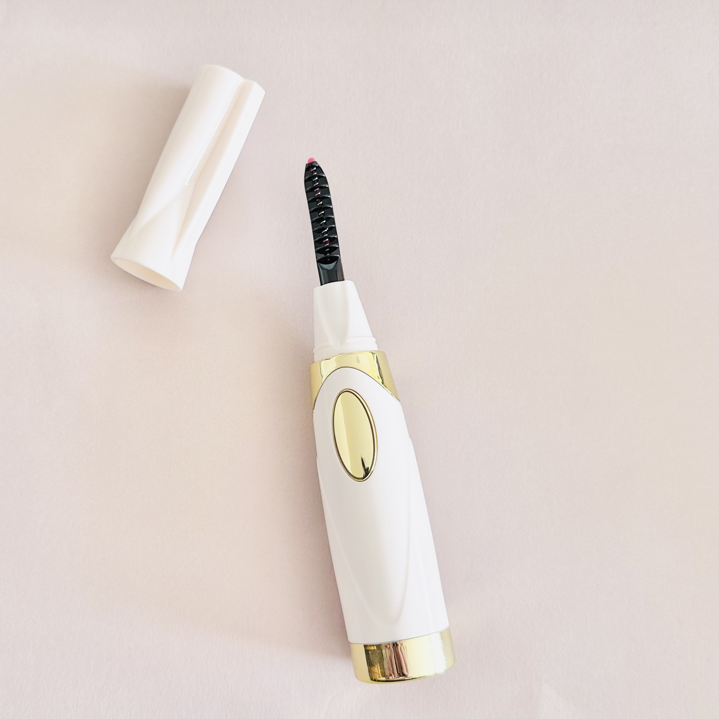 ホットアイラッシュ・カーラー/ハリウッドアイズ/ホットビューラーを使ったクチコミ（2枚目）