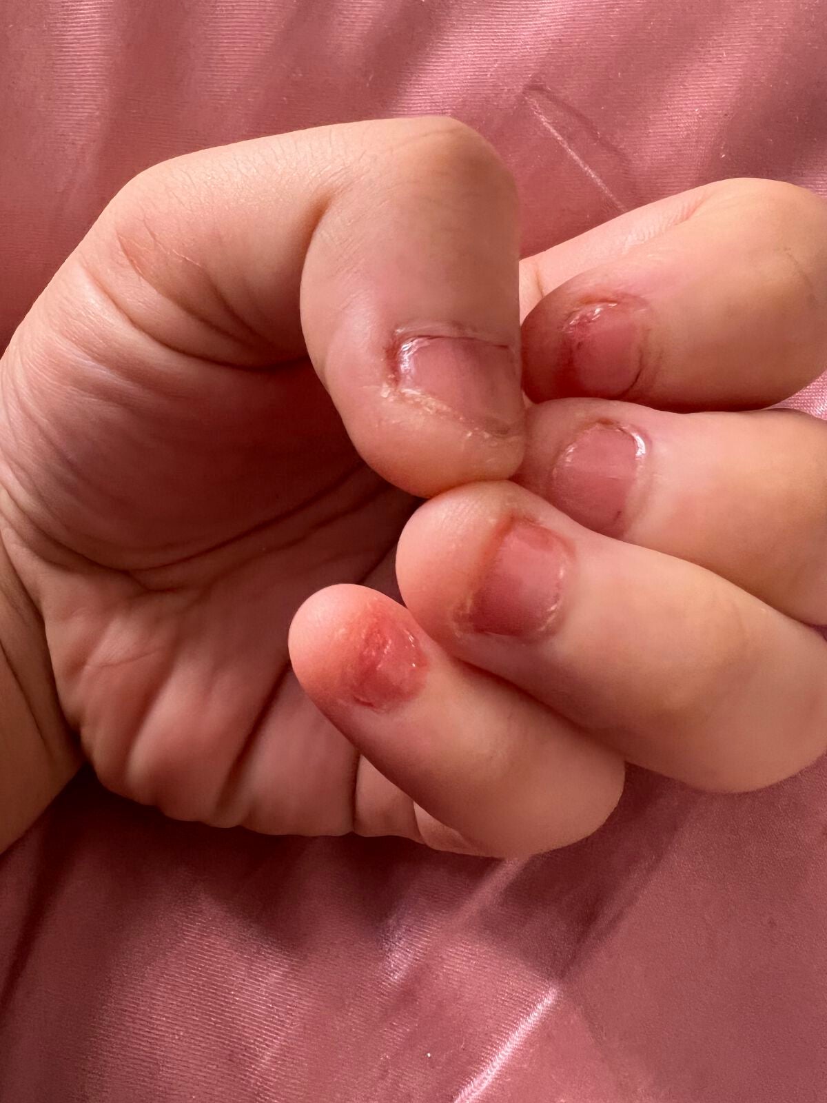 コレガネイル/RICAFROSH/マニキュアを使ったクチコミ(3枚目)