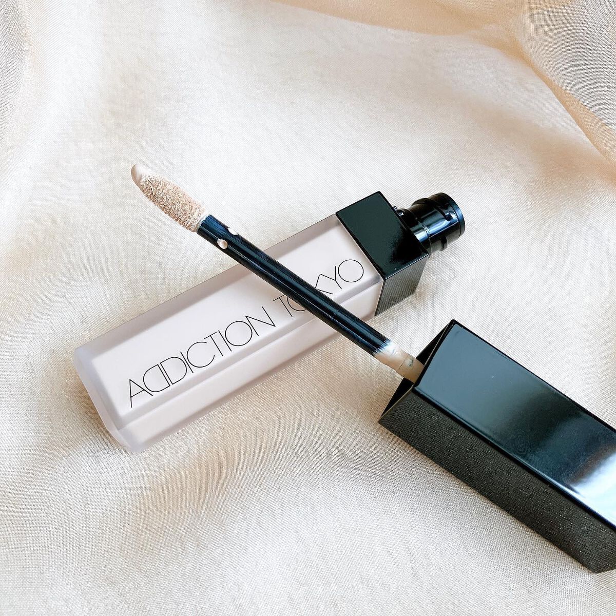 アディクション スキンリフレクト フィックス コンシーラー 002 Fair Ivory/ADDICTION/リキッドコンシーラーを使ったクチコミ（3枚目）