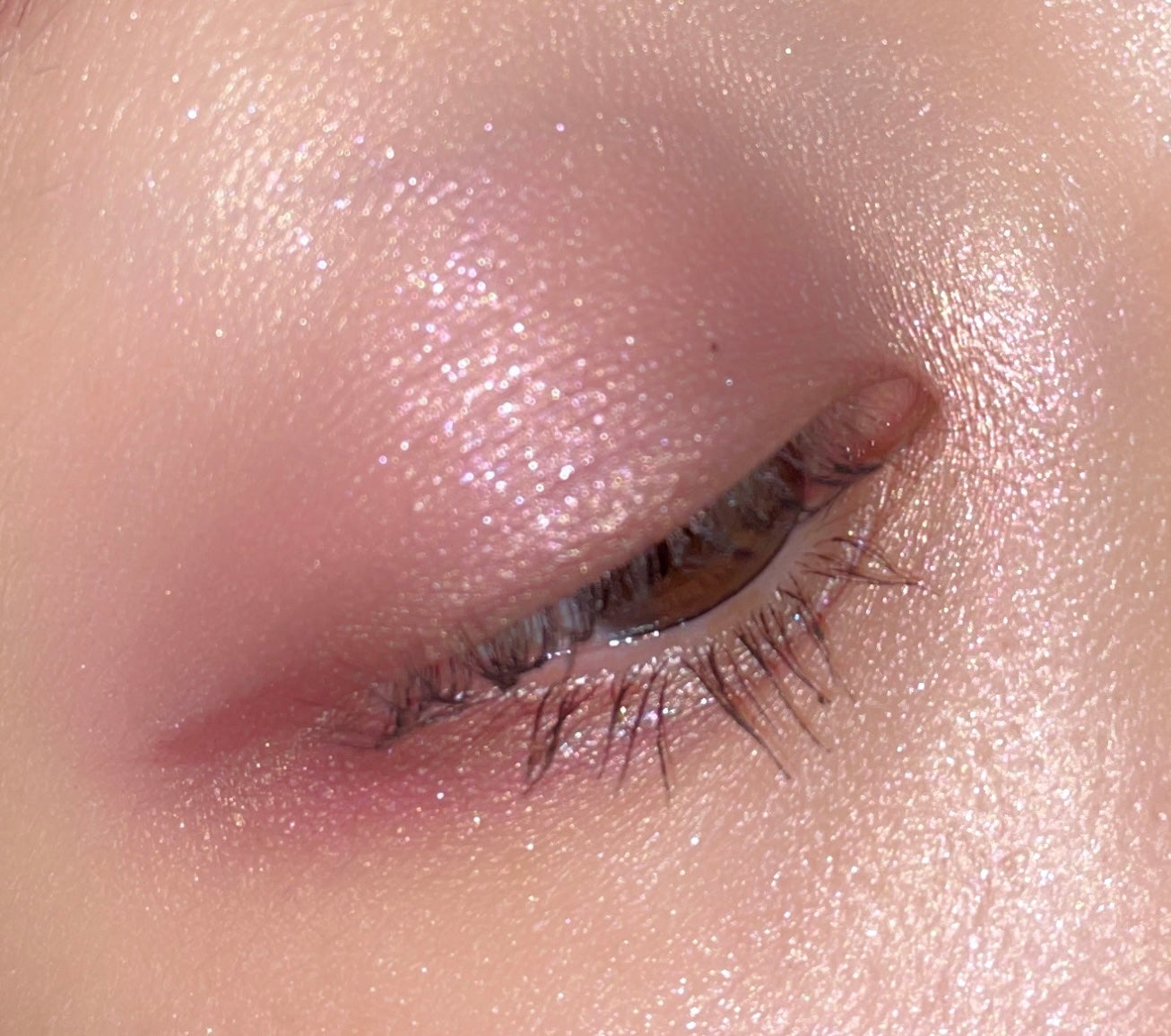 Super Shock Shadow/ColourPop/単色アイシャドウを使ったクチコミ(2枚目)