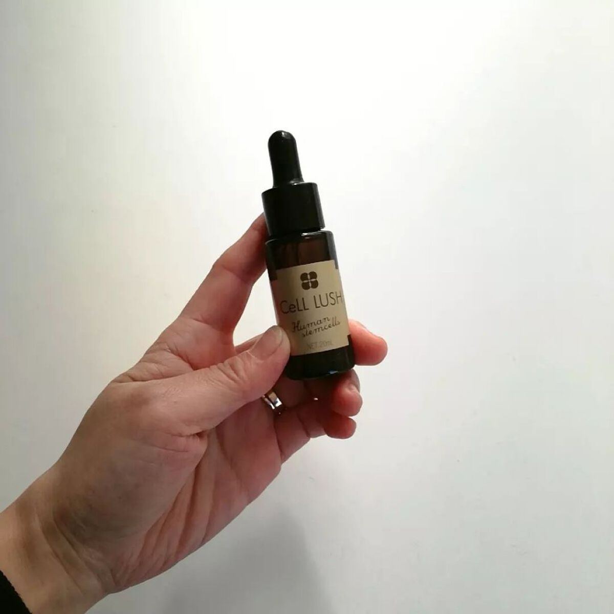 ヒト幹細胞配合美容液/セルラッシュ/美容液を使ったクチコミ(2枚目)