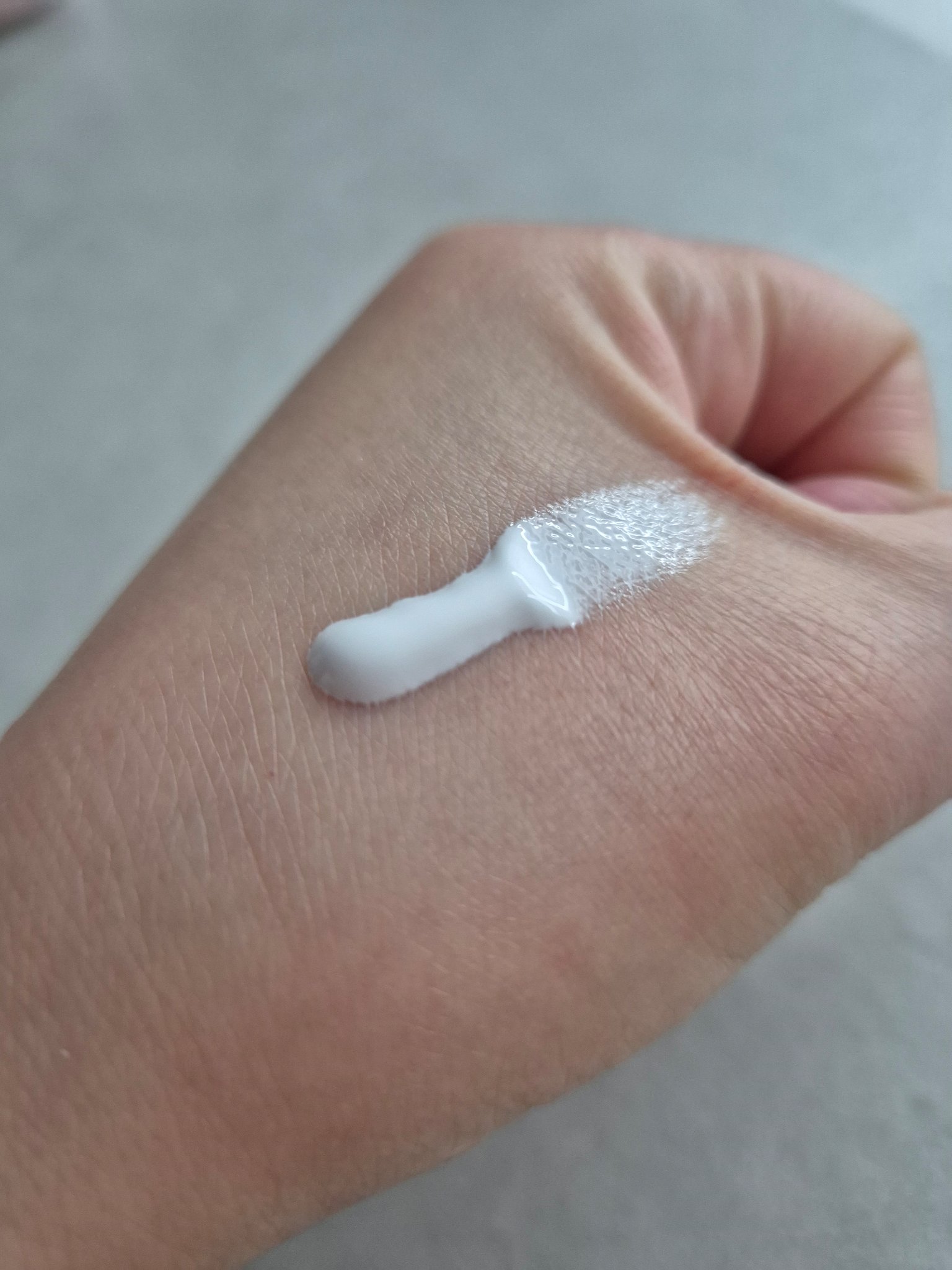 オールアバウトグロウトーンアップクリーム/CHASIN'RABBITS/化粧下地を使ったクチコミ（2枚目）