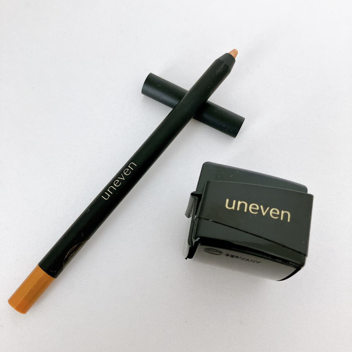 カラーリングソフトアイライナー/uneven/ペンシルアイライナーを使ったクチコミ(1枚目)