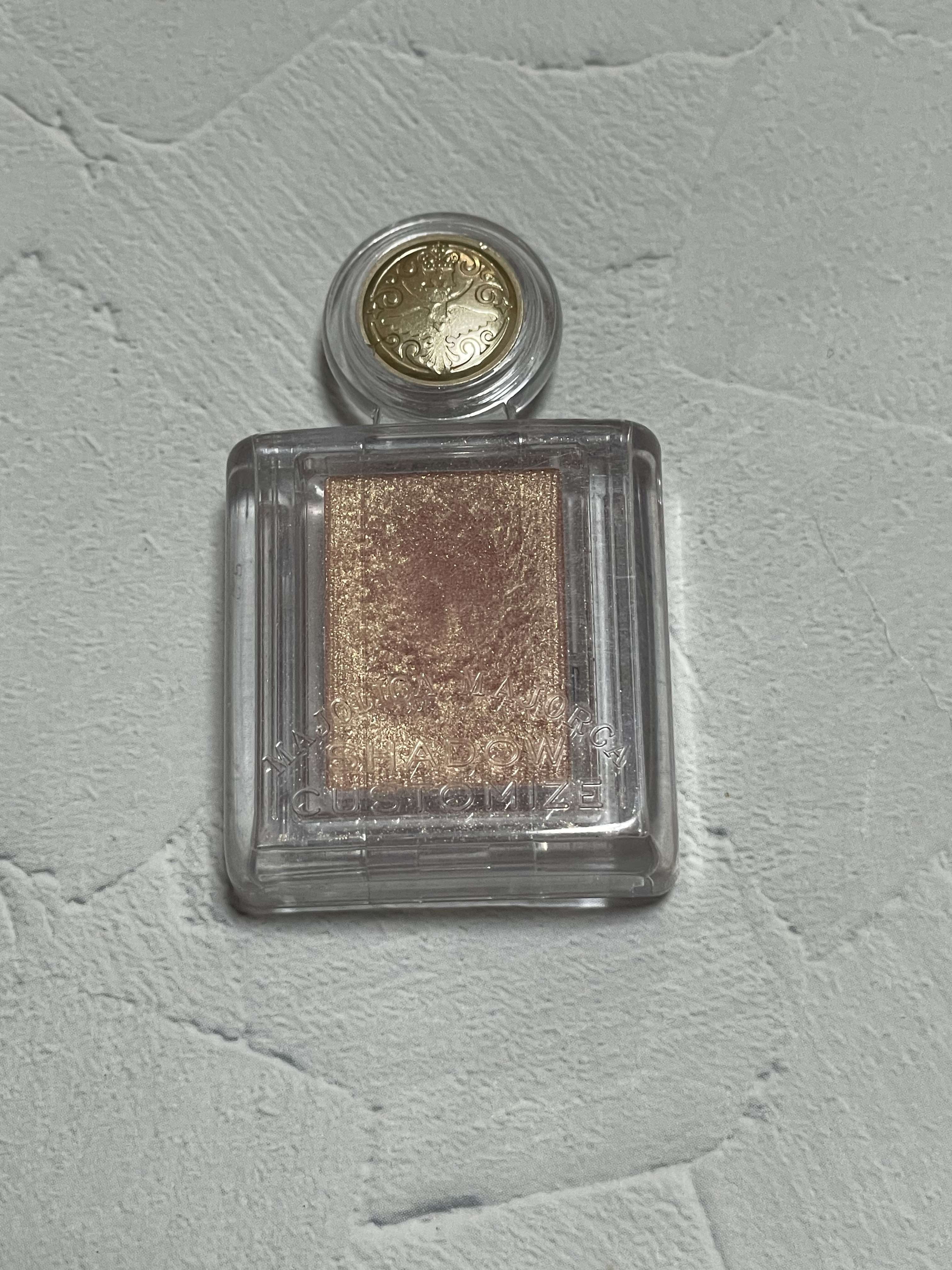 シャドーカスタマイズ/MAJOLICA MAJORCA/単色アイシャドウを使ったクチコミ（1枚目）