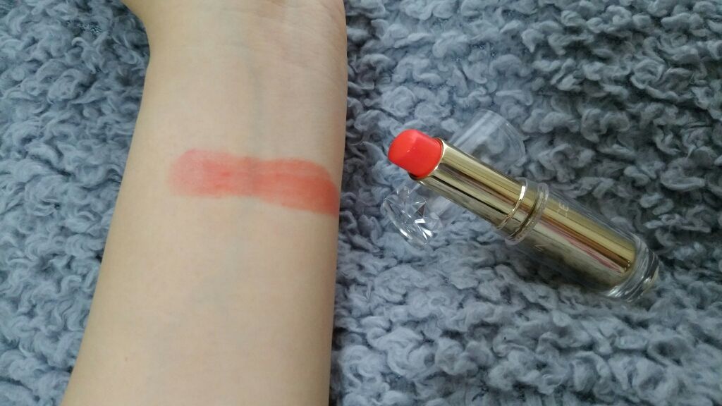 ラスティンググロスリップ/CEZANNE/口紅を使ったクチコミ(2枚目)