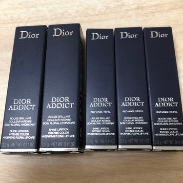 Dior ディオール アディクト リップスティック

4月から発売し、そこから集め過ぎてます☺️
左👈から西武、SOGO限定色373ROSE SELESTIAL
可愛いらしい明るいピンク色です‼️
青み