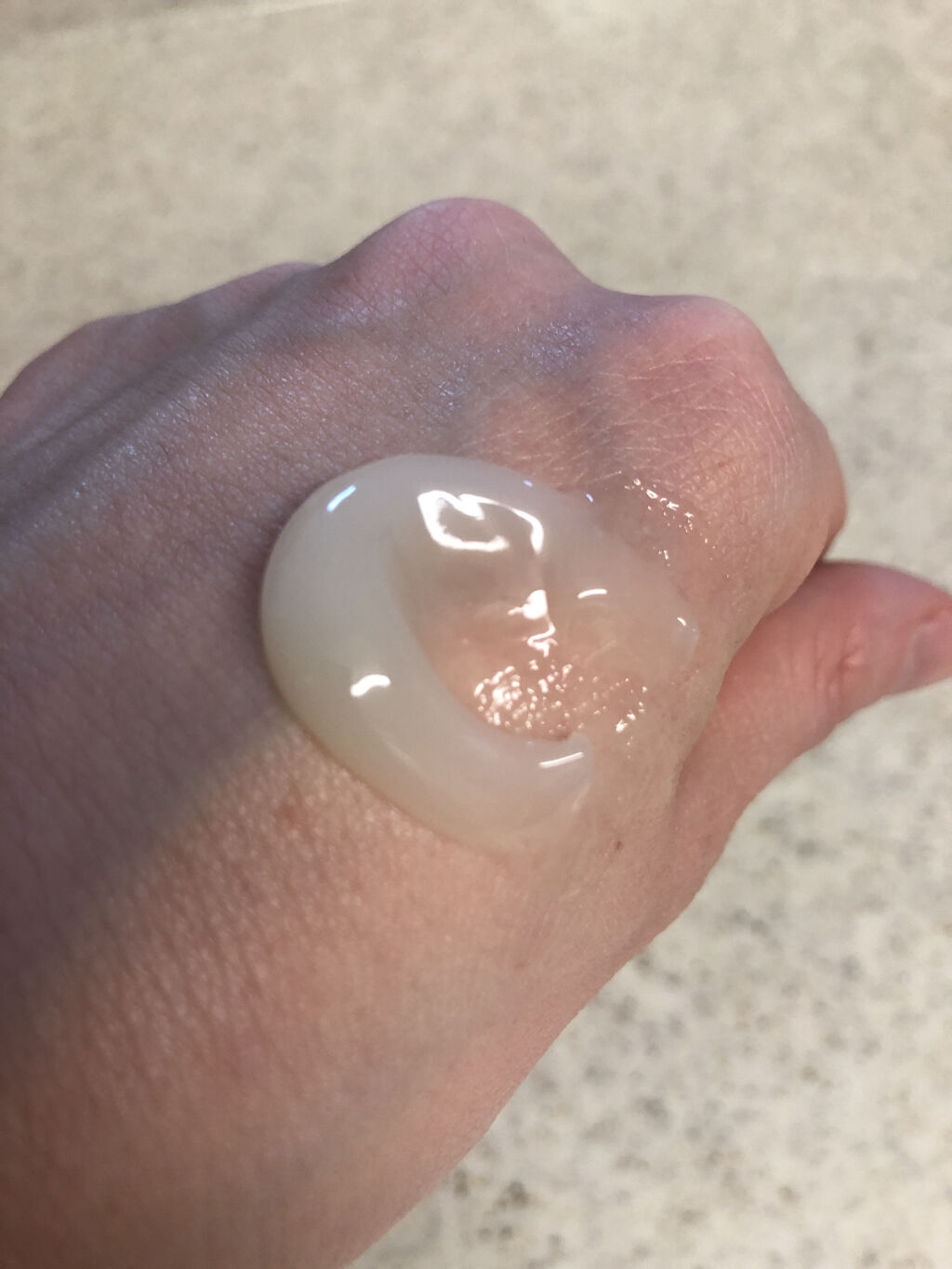 Mamonde バイタルビタミンクリームのクチコミ「《商品説明》
Mamonde
バイタルビタミンクリーム
サンプル

《使い方》
化粧水の次に使.....」（2枚目）