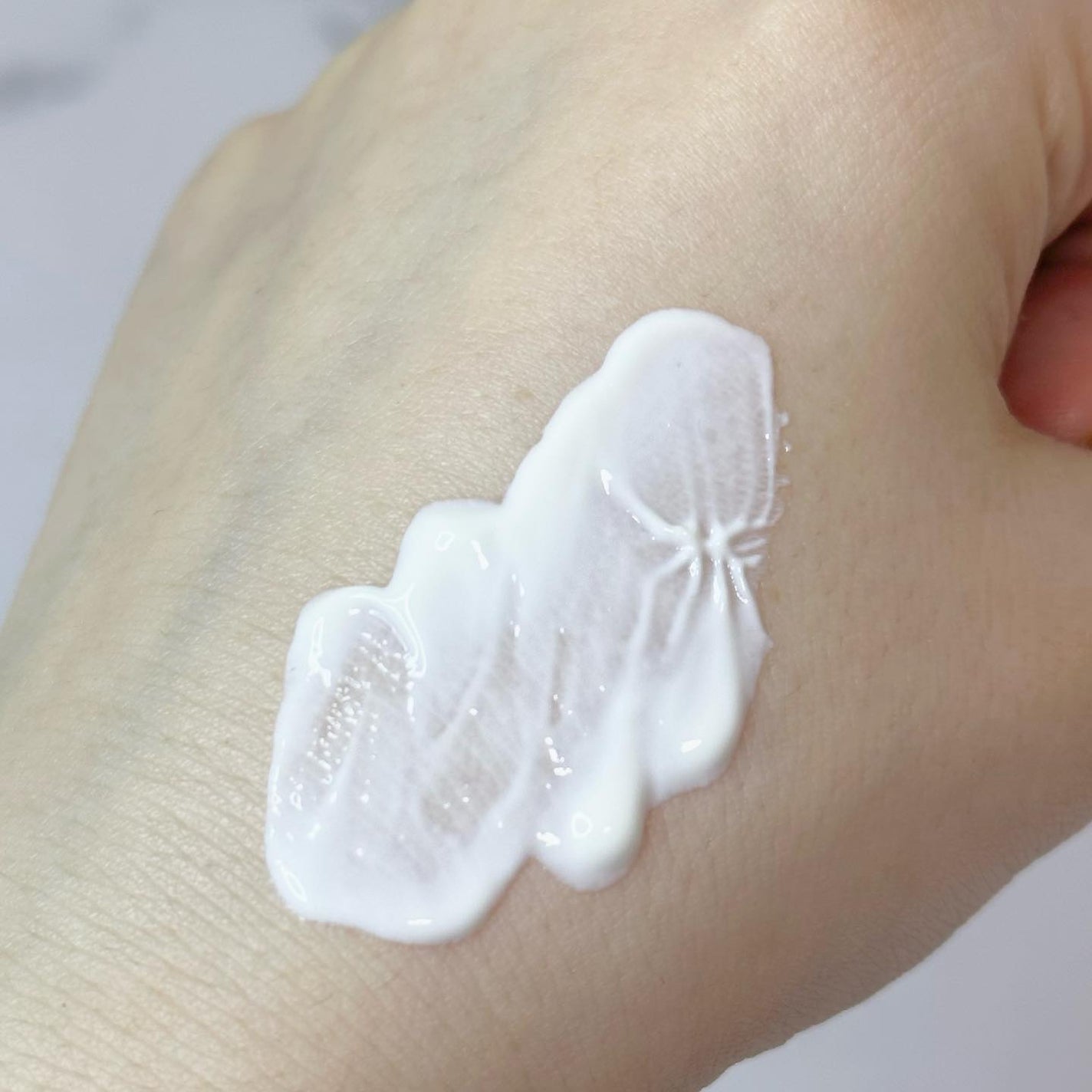 マデセラウォーターフルサンアッププラス/SKINRx LAB/日焼け止めクリームを使ったクチコミ(3枚目)