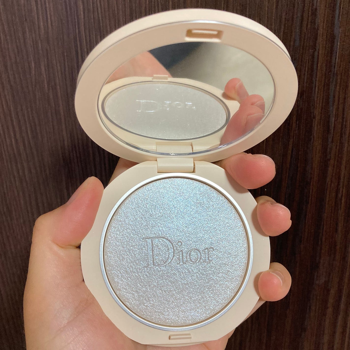 ディオールスキン フォーエヴァー クチュール ルミナイザー/Dior/プレストパウダーを使ったクチコミ(1枚目)
