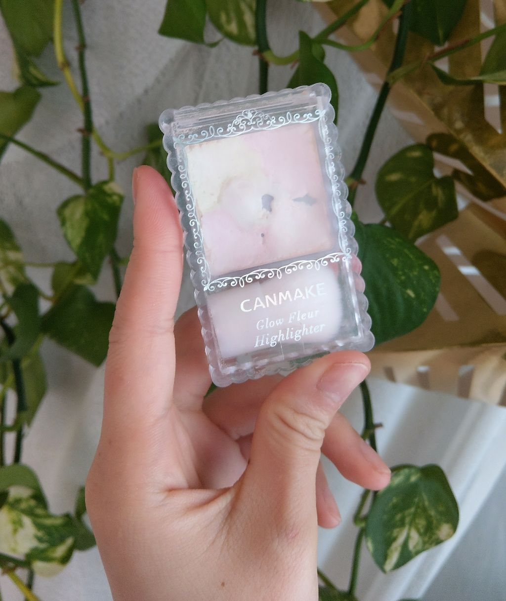 グロウフルールハイライター/キャンメイク/パウダーハイライトを使ったクチコミ（1枚目）