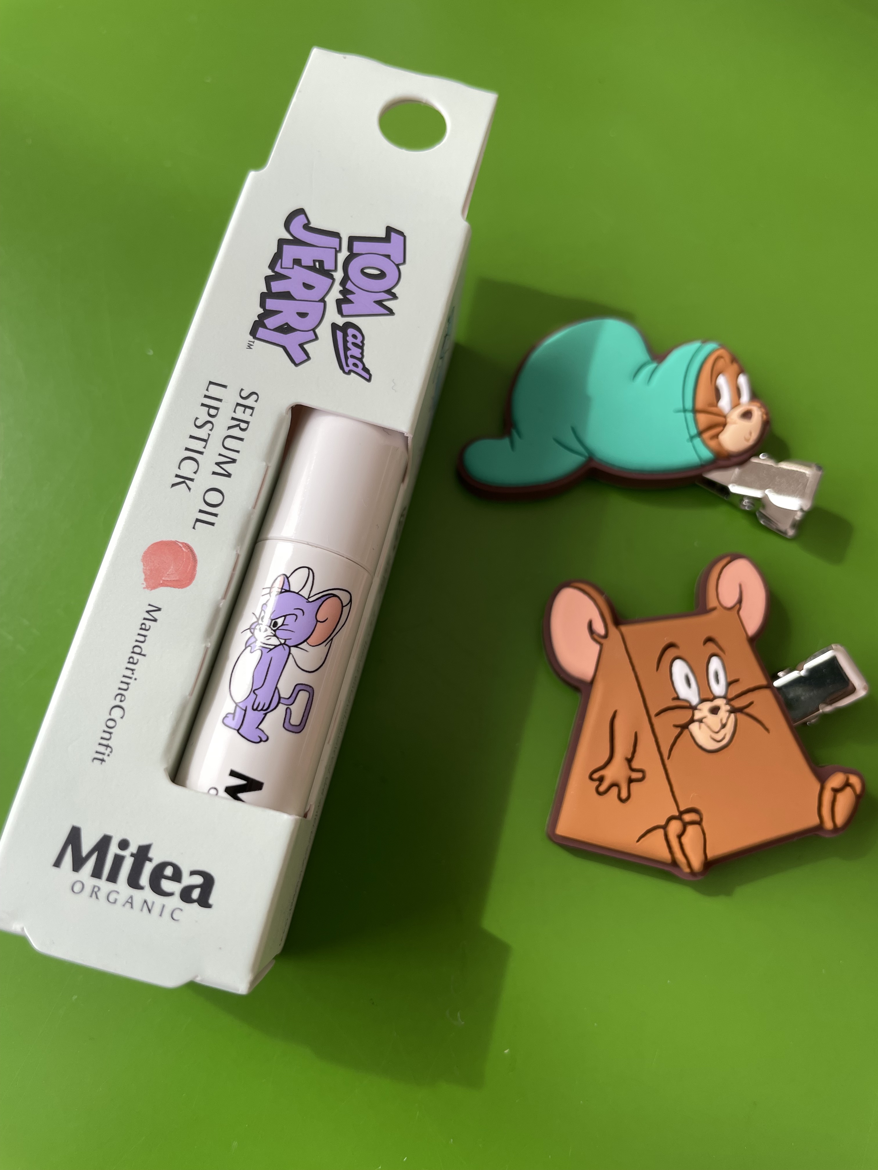 セラムオイルリップスティック  トムとジェリー限定デザイン（マンダリーヌコンフィ）/ミティア オーガニック/口紅を使ったクチコミ（1枚目）