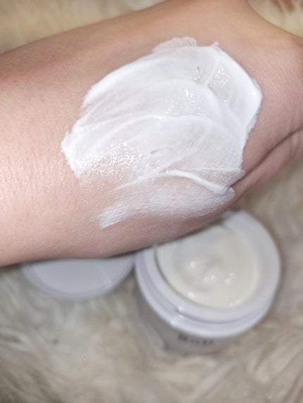 BnD ネックアイロン トーンアップ クリーム/BnD/ネック・デコルテケアを使ったクチコミ(5枚目)