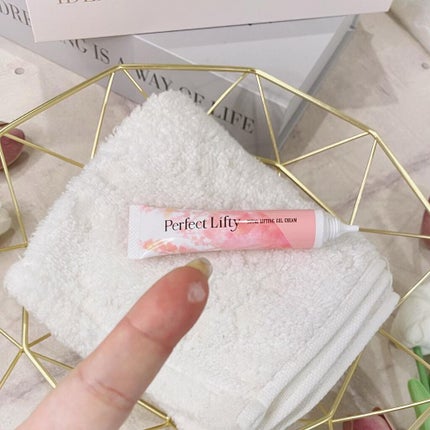 Perfect Lifty  TOTAL LIFTING GEL CREAM/R&/フェイスクリームを使ったクチコミ(2枚目)