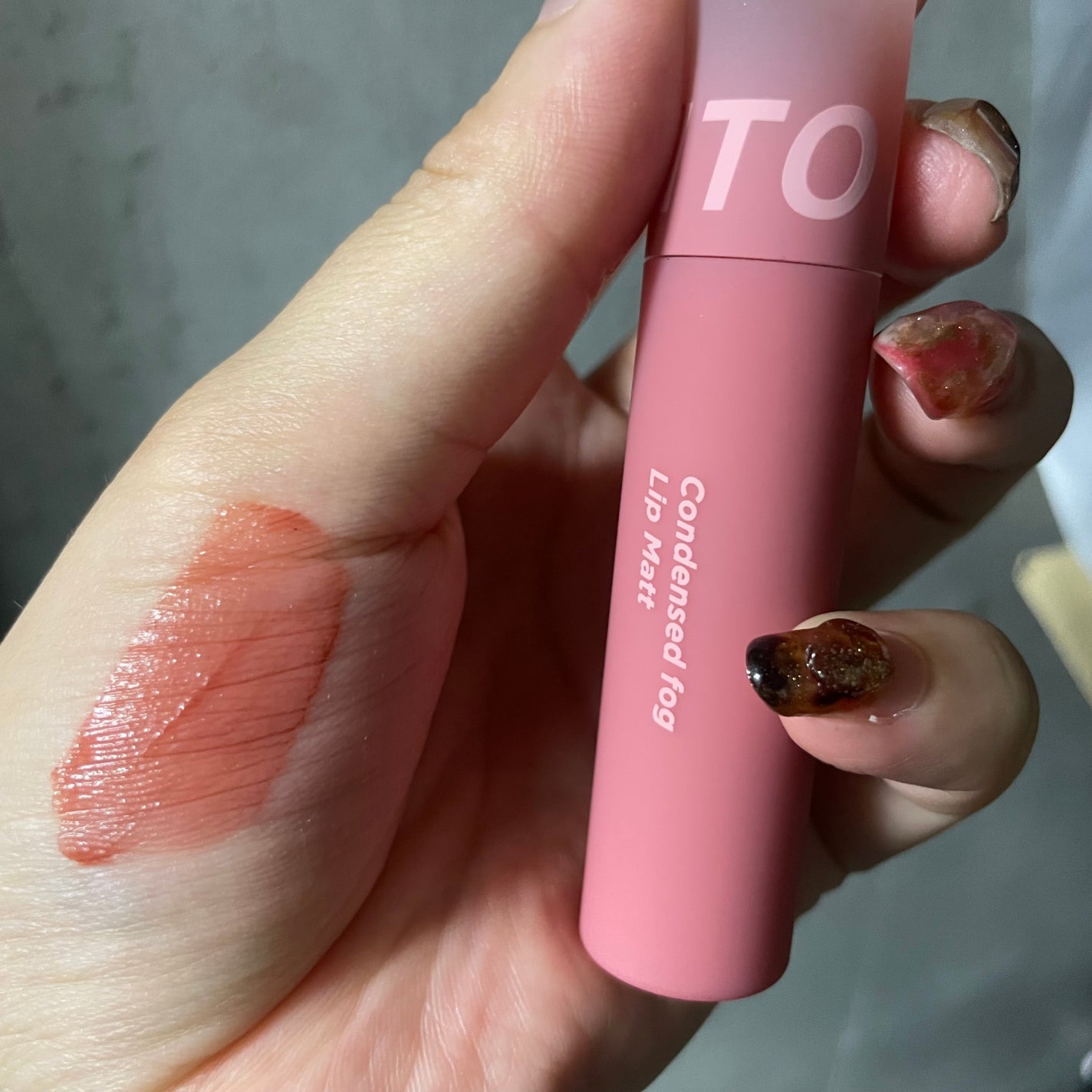 コンデンスフォグリップマット/INTO U/口紅を使ったクチコミ(1枚目)