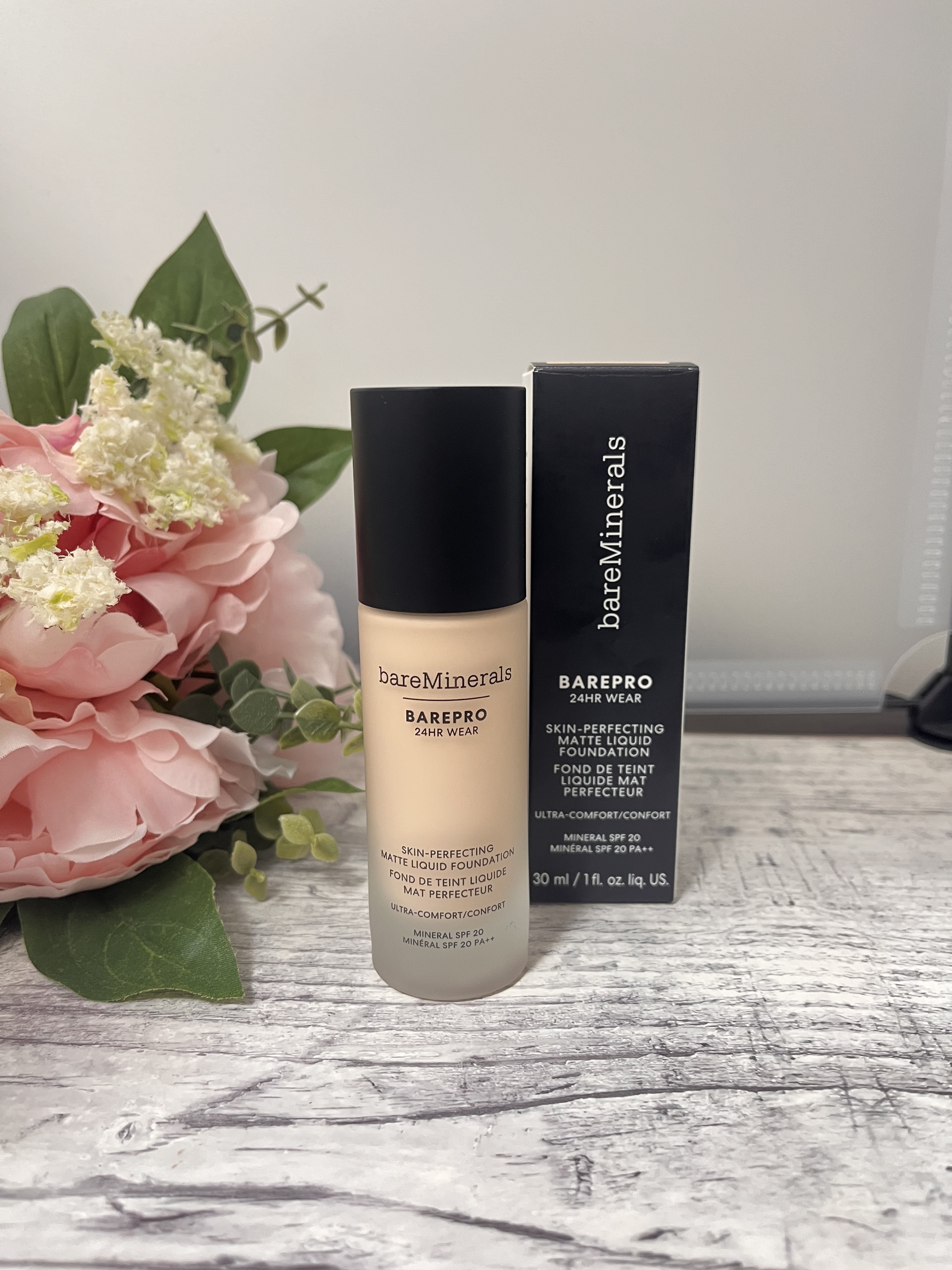ベアプロ 24HR リキッド ファンデーション フェア 10 ニュートラル/bareMinerals/リキッドファンデーションを使ったクチコミ（1枚目）