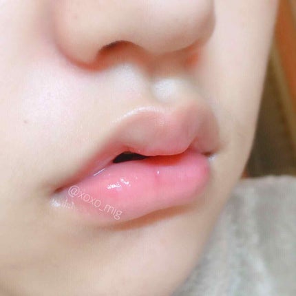 38°C / 99°F リップトリートメント (リップ美容液)/UZU BY FLOWFUSHI/リップケアを使ったクチコミ(2枚目)