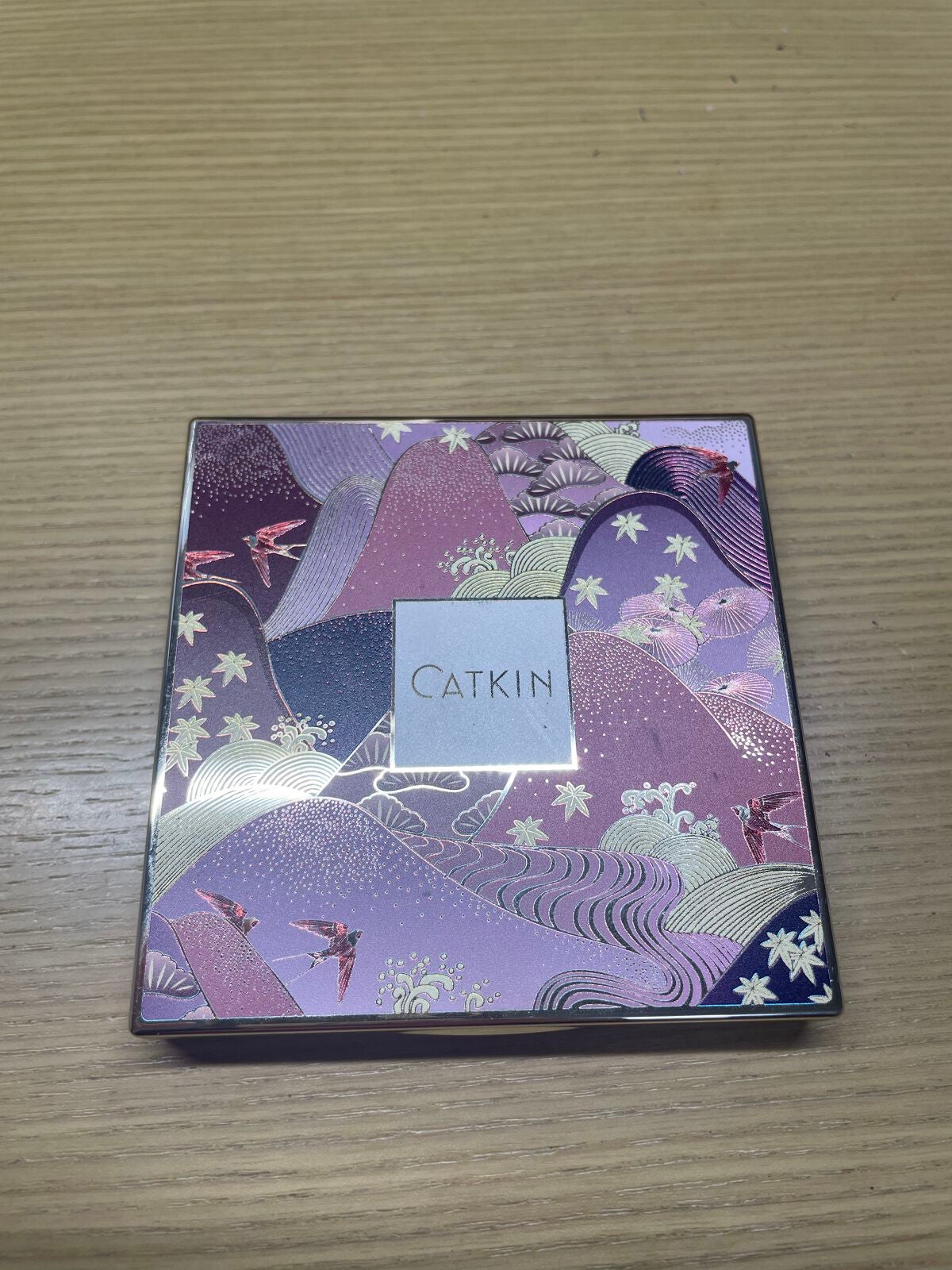 長相思シリーズ 9色アイシャドウパレット/CATKIN/アイシャドウパレットを使ったクチコミ(1枚目)