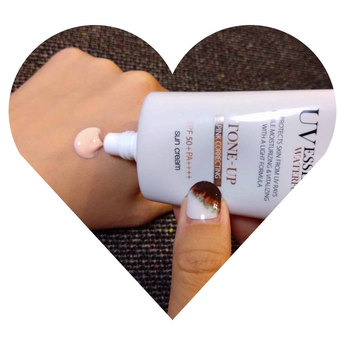 ウォータフルトーンアップサンクリーム/ダルバ/日焼け止めクリームを使ったクチコミ(2枚目)