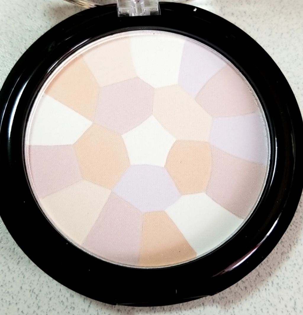 UR GLAM　MARBLE FACE POWDER/U R GLAM/プレストパウダーを使ったクチコミ（2枚目）