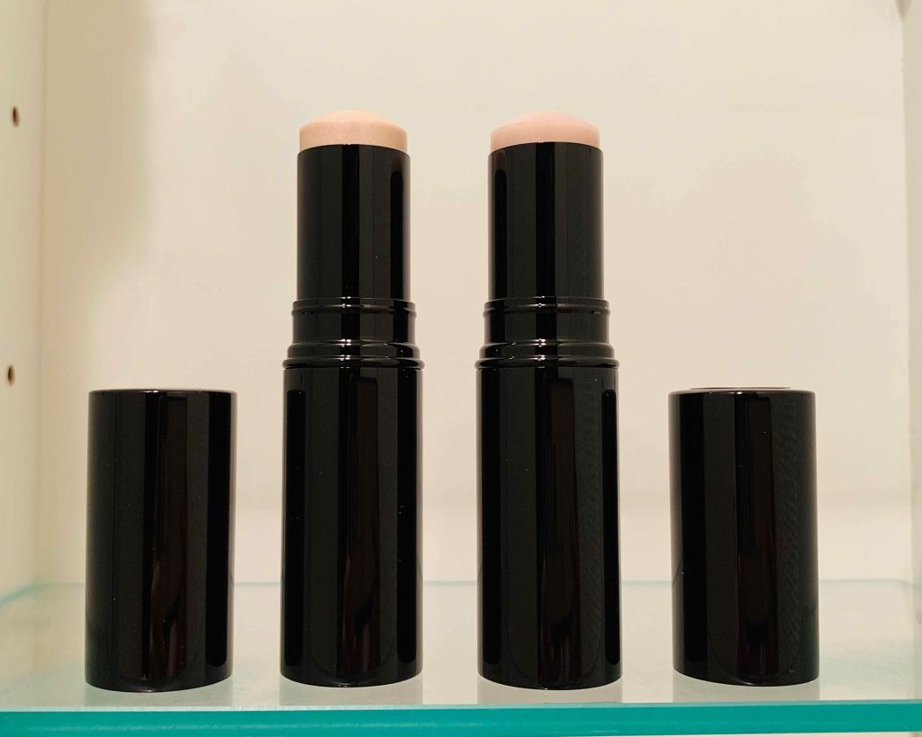 ボーム エサンシエル/CHANEL/スティックハイライトを使ったクチコミ（2枚目）