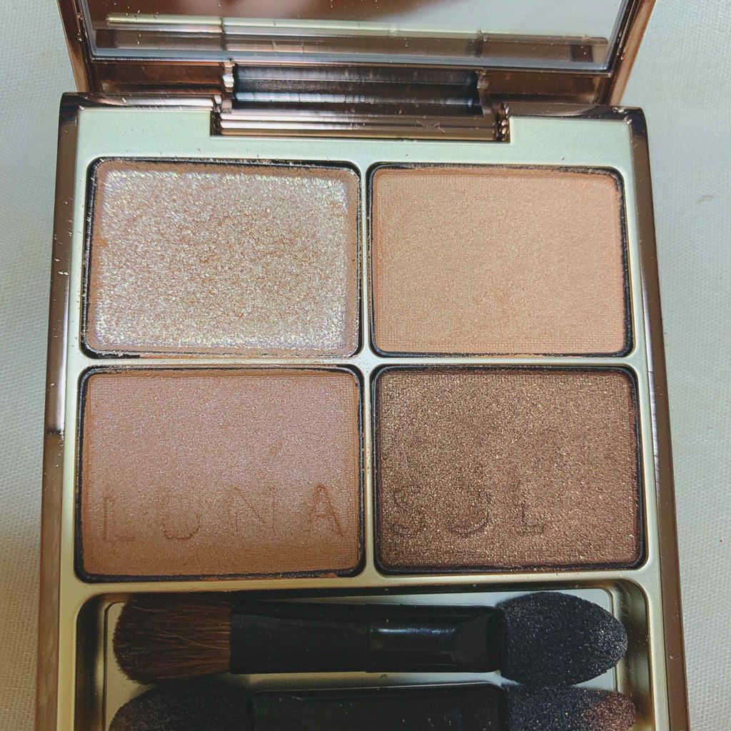 スキンモデリングアイズ/LUNASOL/アイシャドウパレットを使ったクチコミ(1枚目)