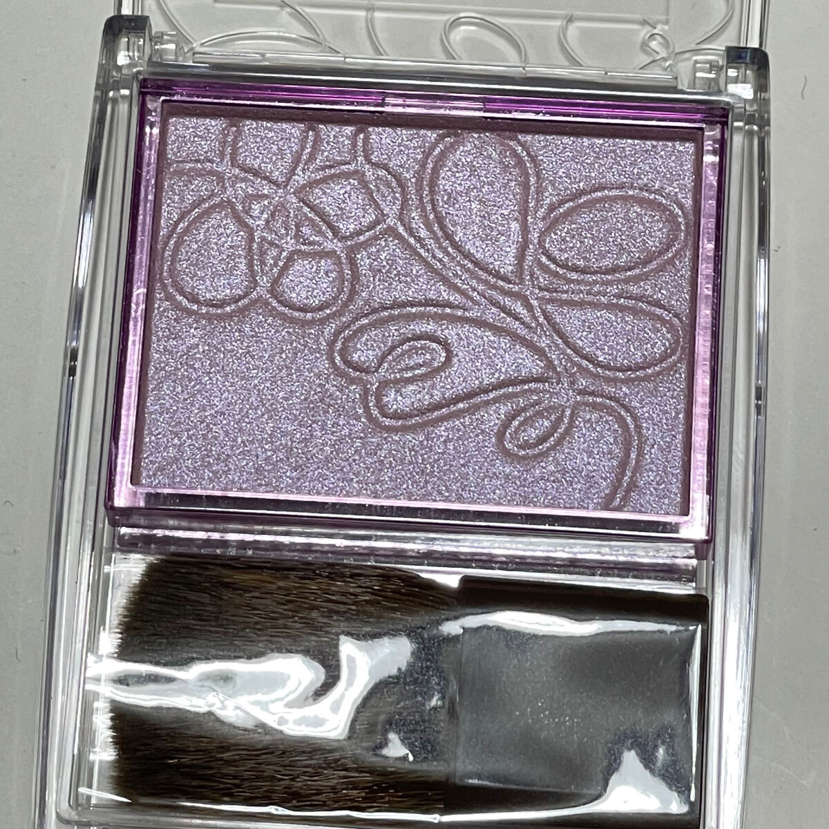 パールグロウニュアンサー/CEZANNE/パウダーハイライトを使ったクチコミ（3枚目）