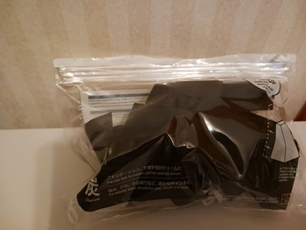 メイクアップスポンジ(バリューパック ウェッジ型 30個)/DAISO/パフ・スポンジを使ったクチコミ(1枚目)