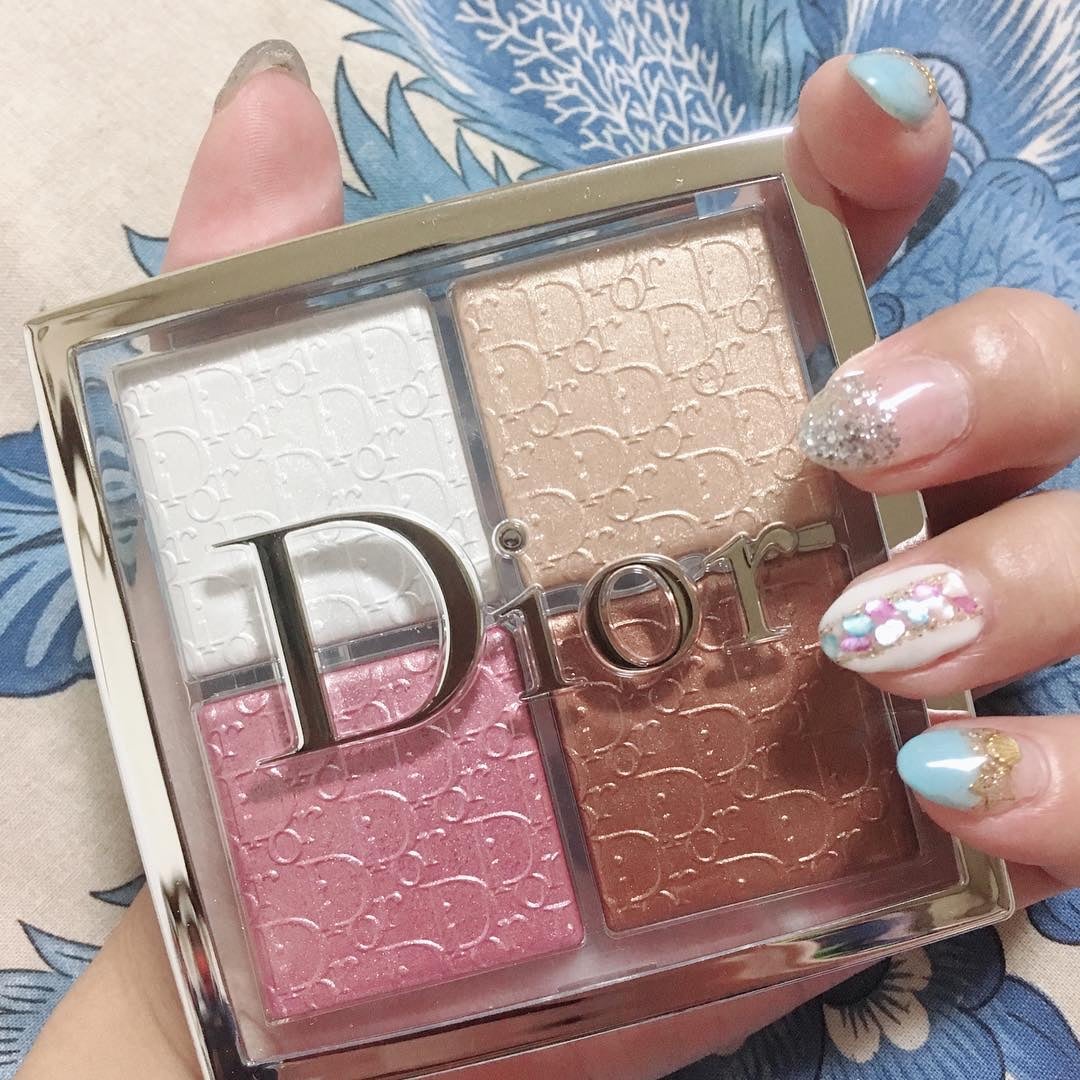 ディオール バックステージ フェイス グロウ パレット/Dior/ハイライトを使ったクチコミ(1枚目)
