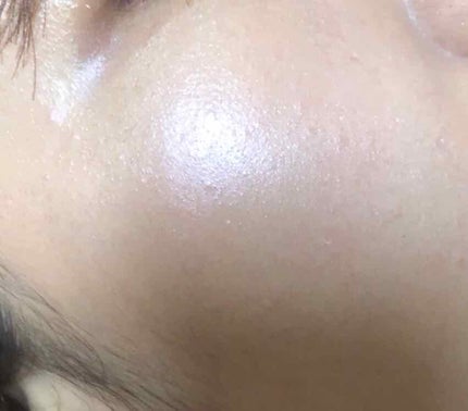 フェイスイルミネーター/ローラ メルシエ/パウダーハイライトを使ったクチコミ(2枚目)