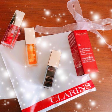 みてくださりありがとうございます😍✨

注文していた🌟CLARINS メイクアップヒーローキット🌟が届きましたので順番にレポしていきたいとおもいます👧🏻💞

👗メイクアップヒーローキット第二弾 ￥112