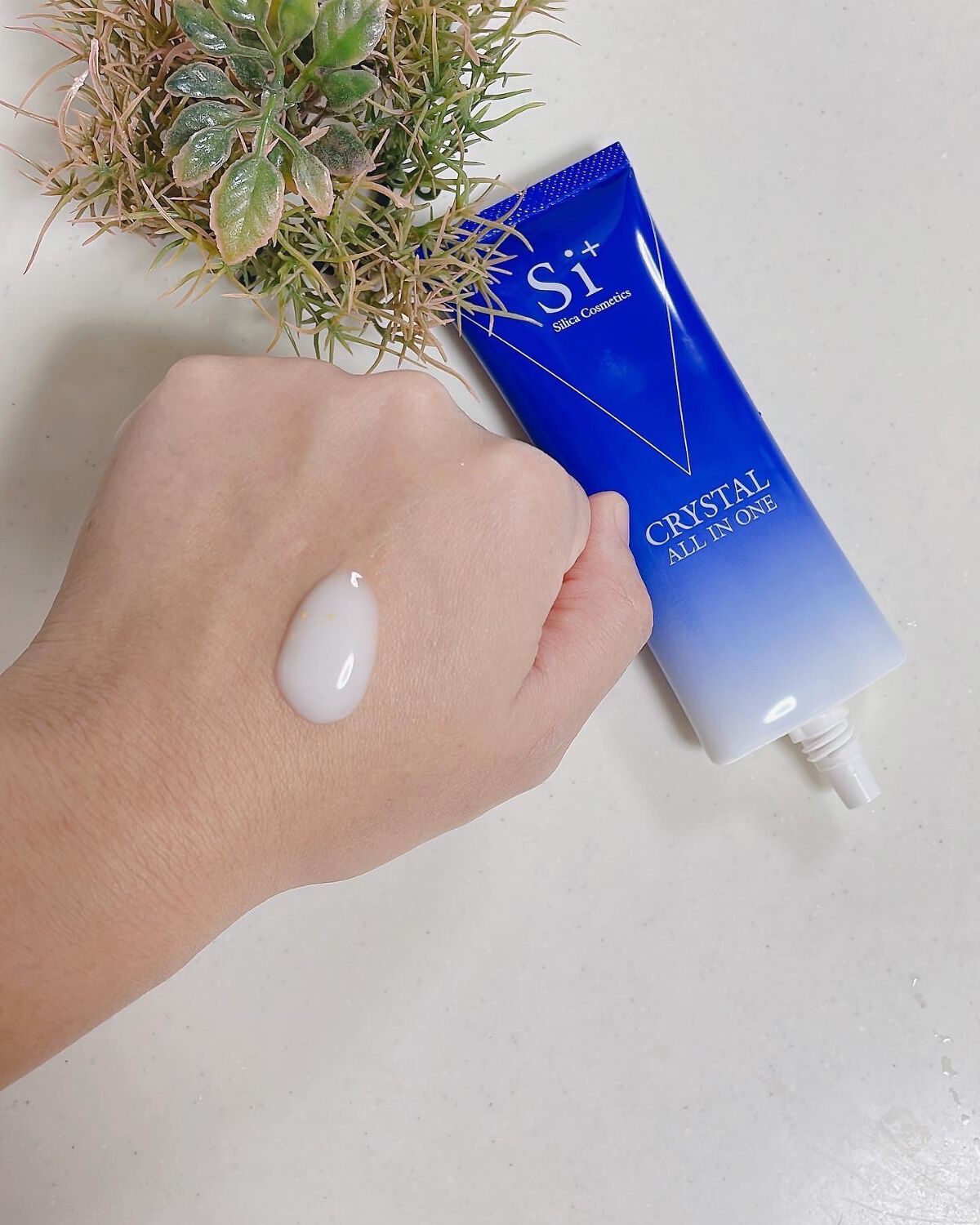 クリスタルオールインワン/Si＋/フェイスクリームを使ったクチコミ（2枚目）