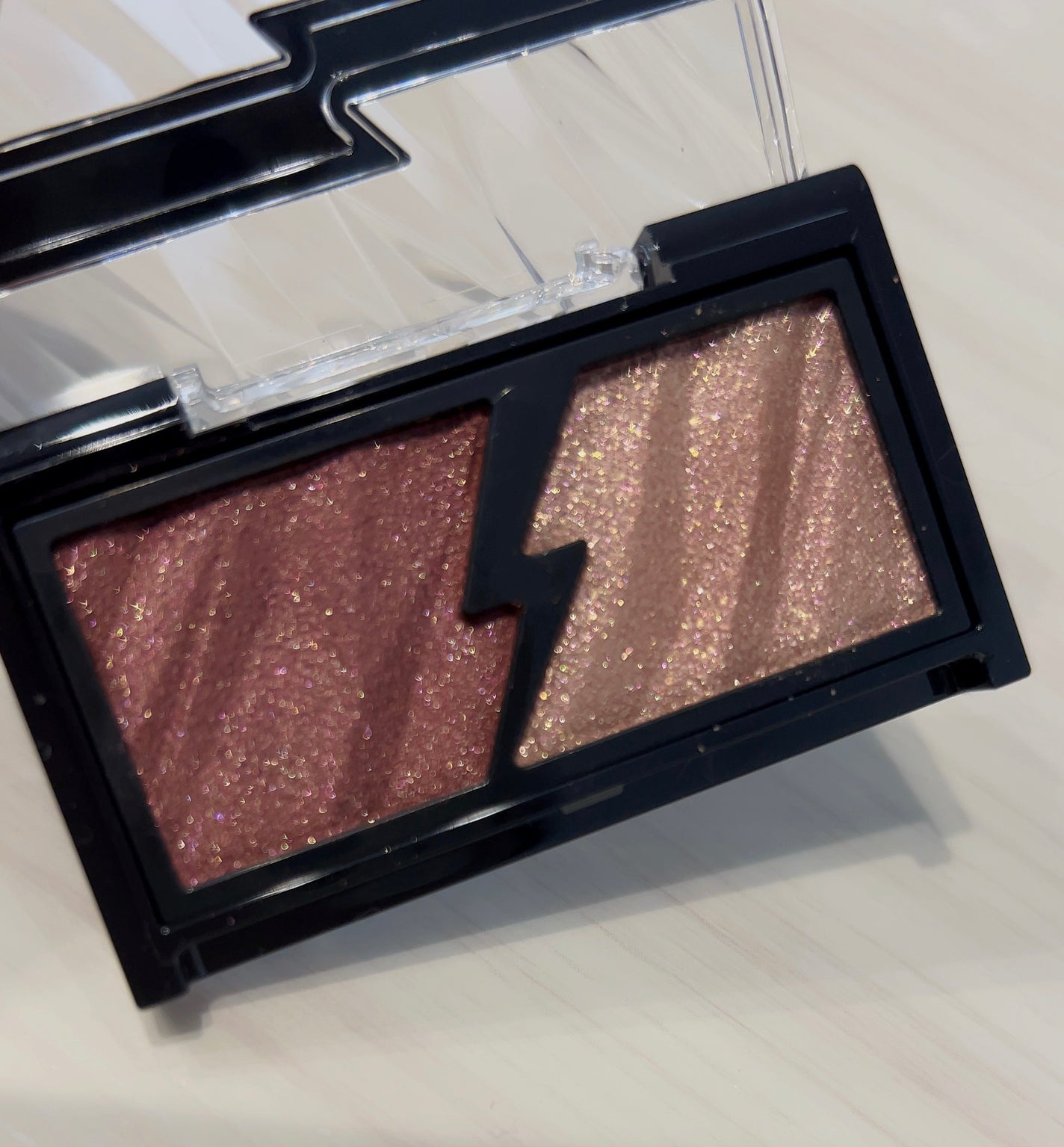 「密着アイライナー」クリームペンシル/デジャヴュ/ペンシルアイライナーを使ったクチコミ(3枚目)