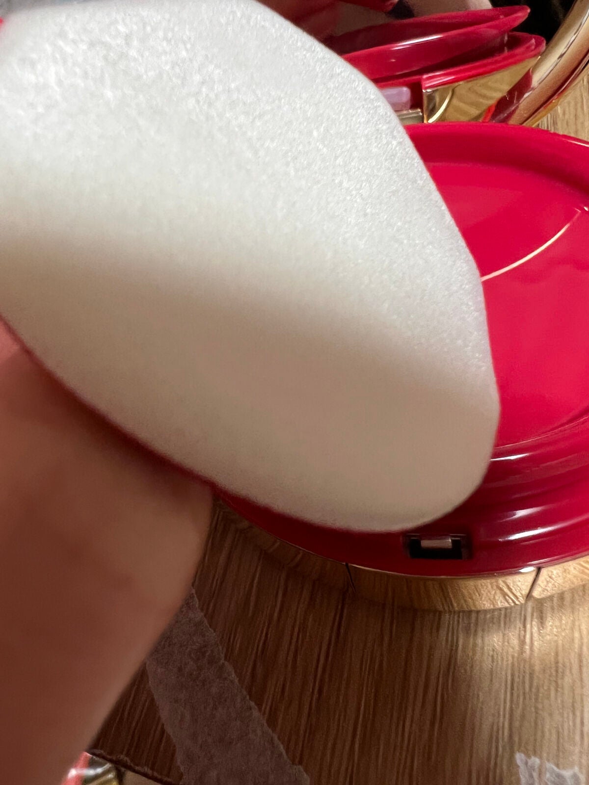 GO クッション/ヴァレンティノ ビューティ/クッションファンデーションを使ったクチコミ(5枚目)