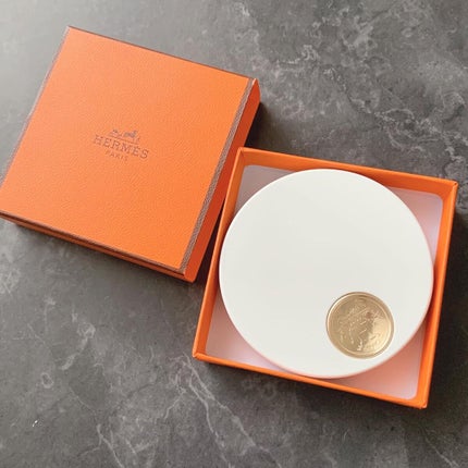 プードル オルフェーヴル フェイス&アイ イルミネイティングパウダー/エルメス/プレストパウダーを使ったクチコミ(3枚目)