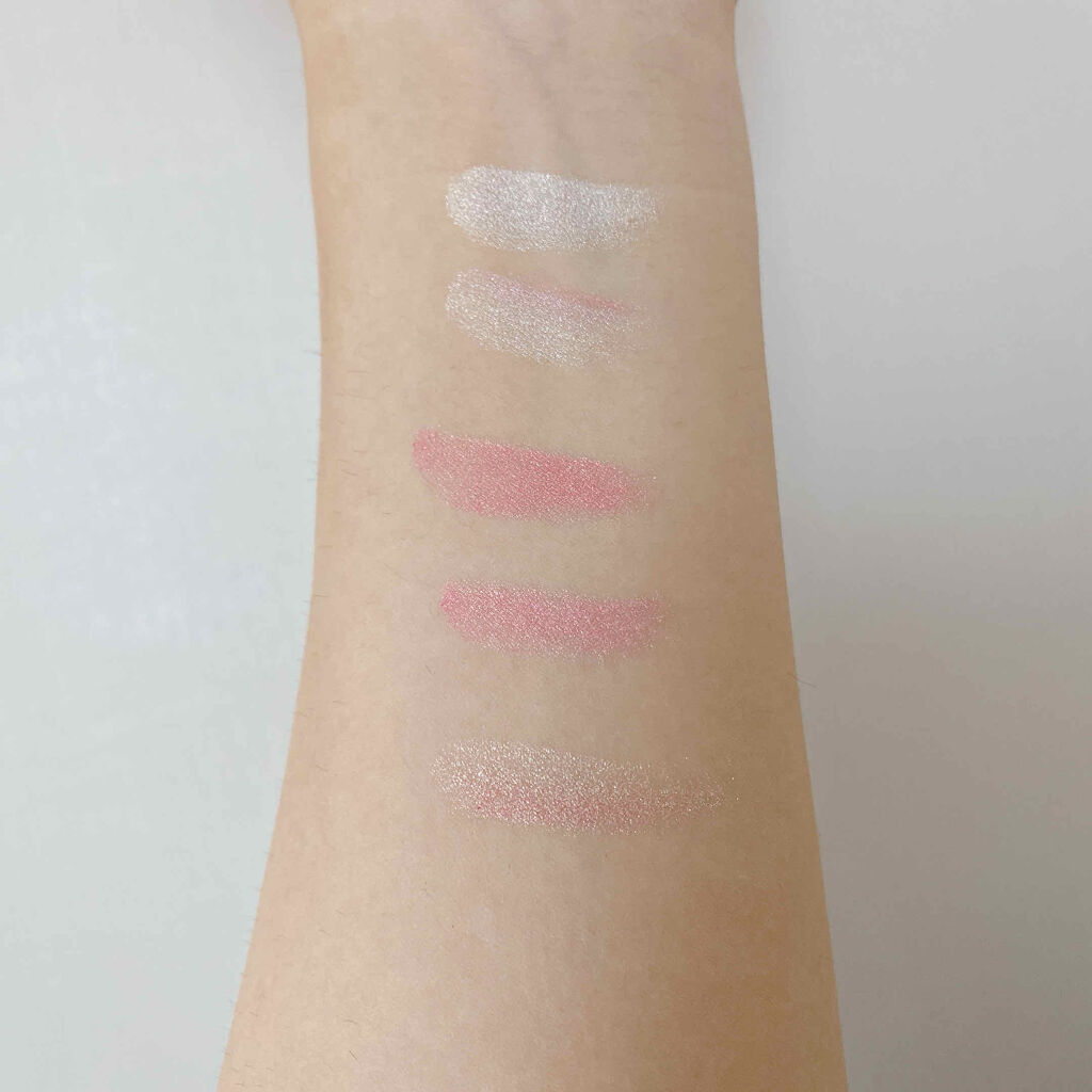 ハートハイライター エンジェルハート/MAKEUP REVOLUTION/パウダーハイライトを使ったクチコミ（2枚目）