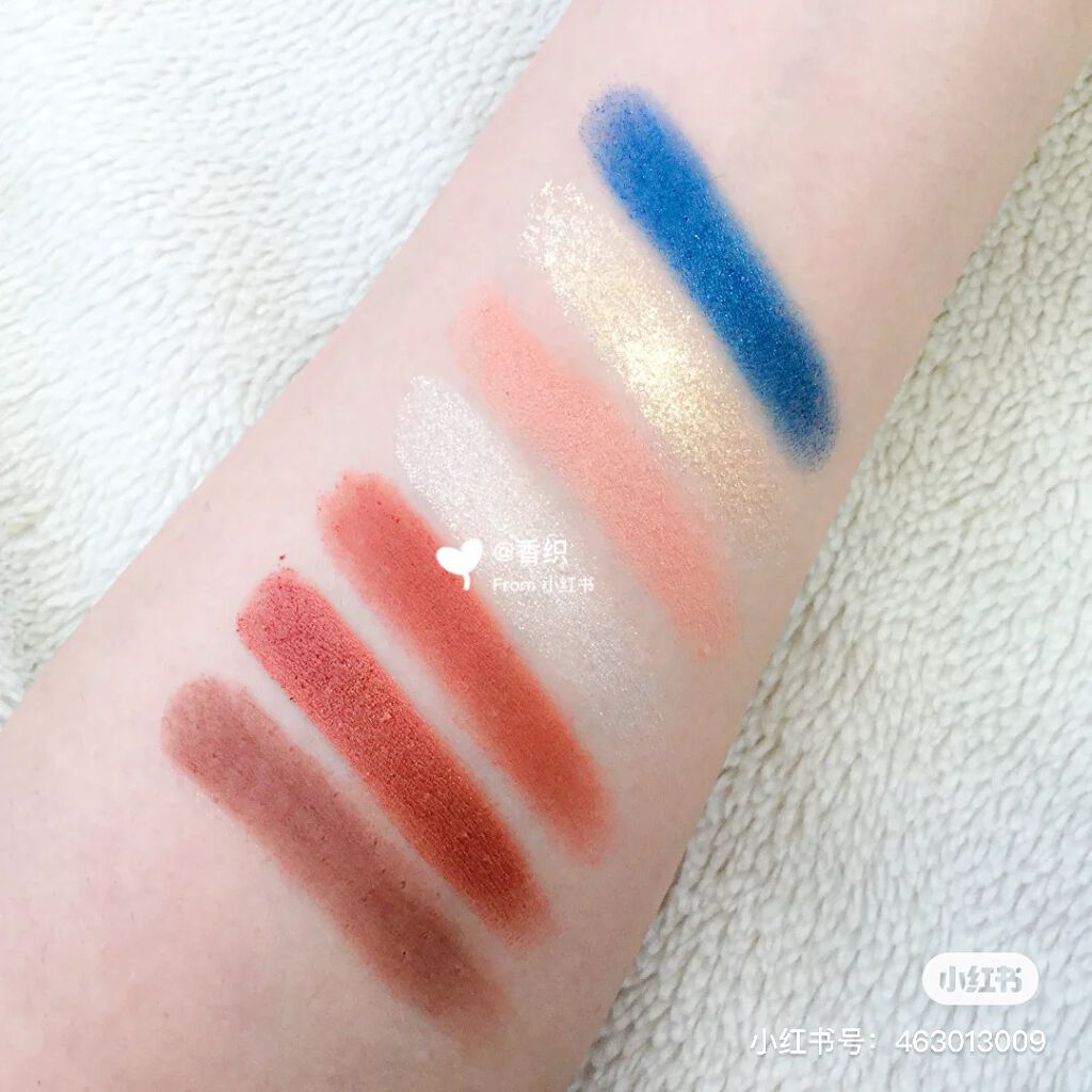 金銀蝶影浮彫彩粧盤 (マルチパレット)/花西子/マルチパレットを使ったクチコミ（3枚目）