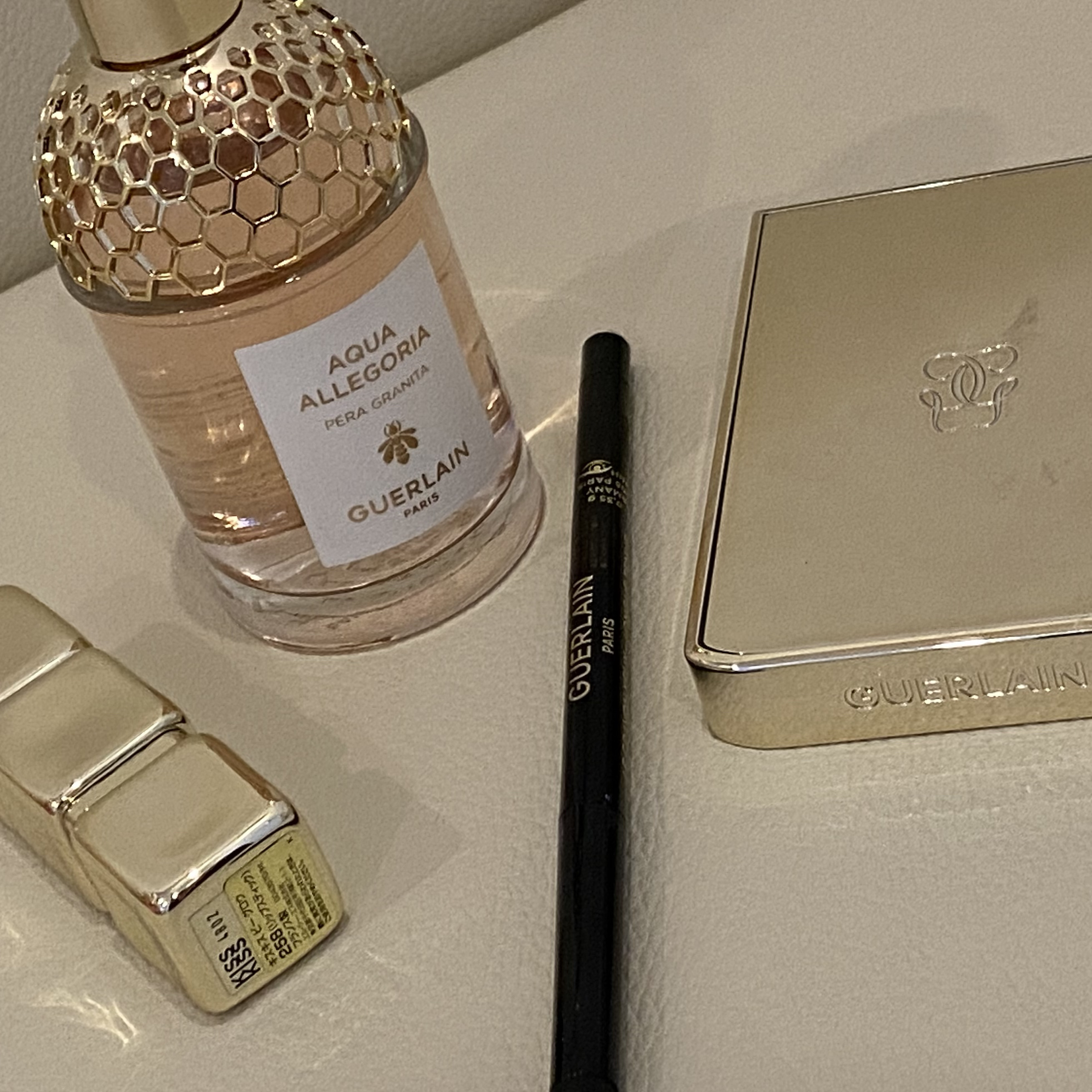 キスキス ビー グロウ 258 ローズ グロウ/GUERLAIN/口紅を使ったクチコミ（3枚目）