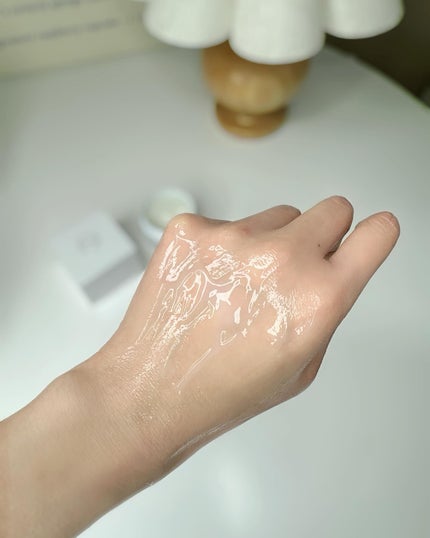 yun◡̈♥︎ on LIPS 「使ってみてよかったのでリピ🫶🏻🤍𝖢𝖨𝖢𝖠トラネキサム酸グリ..」(4枚目)