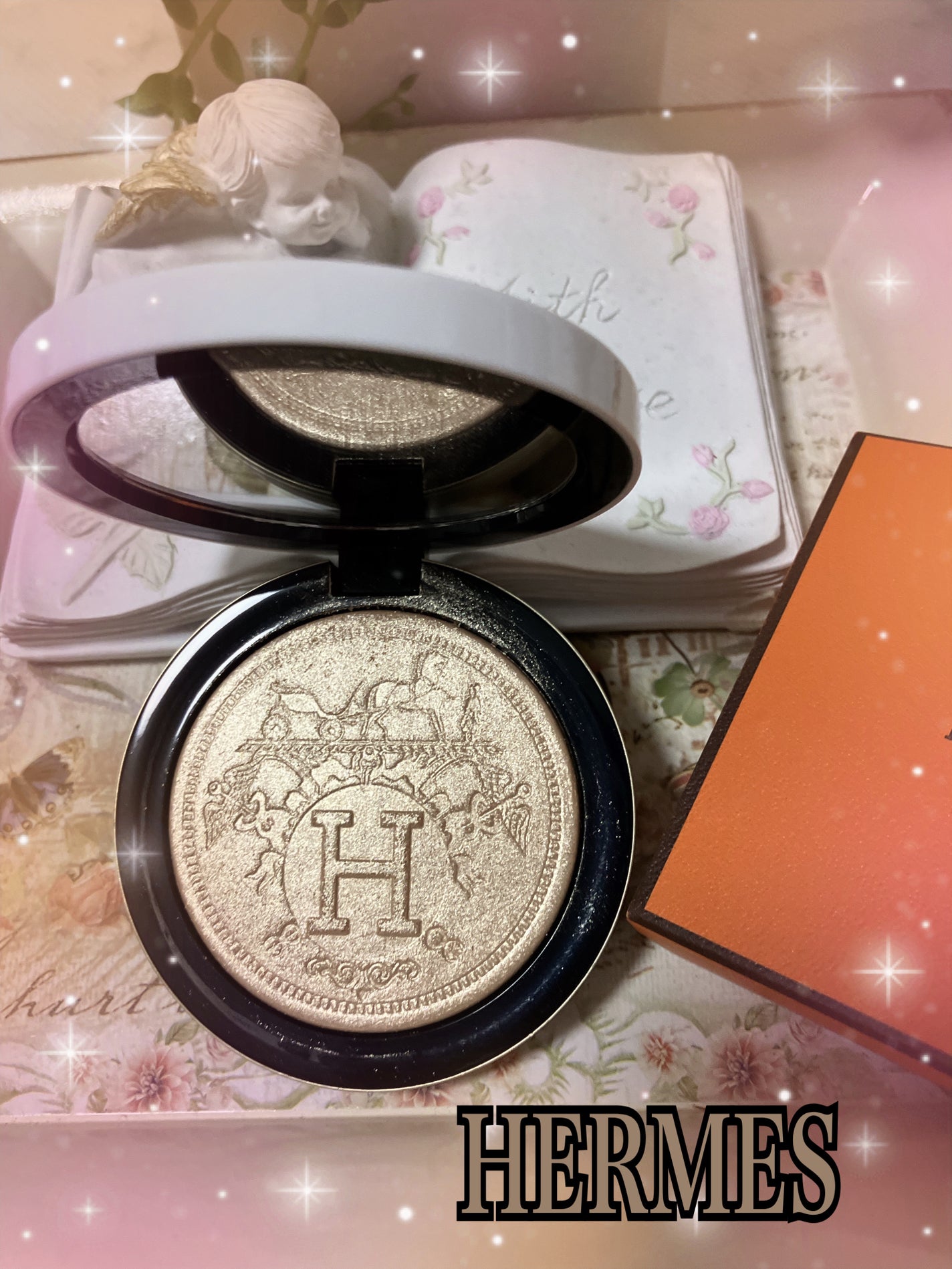 プードル オルフェーヴル フェイス&アイ イルミネイティングパウダー/エルメス/プレストパウダーを使ったクチコミ(1枚目)