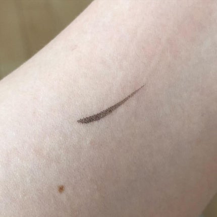 スキルレスライナー/LUMIURGLAS/リキッドアイライナーを使ったクチコミ(3枚目)